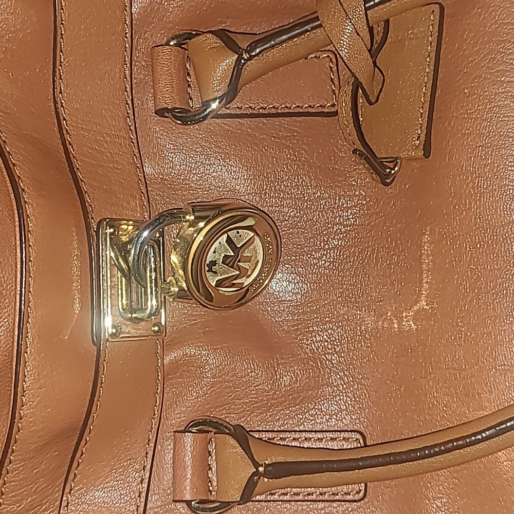 Authentic MK Purse - Picture 3 of 7